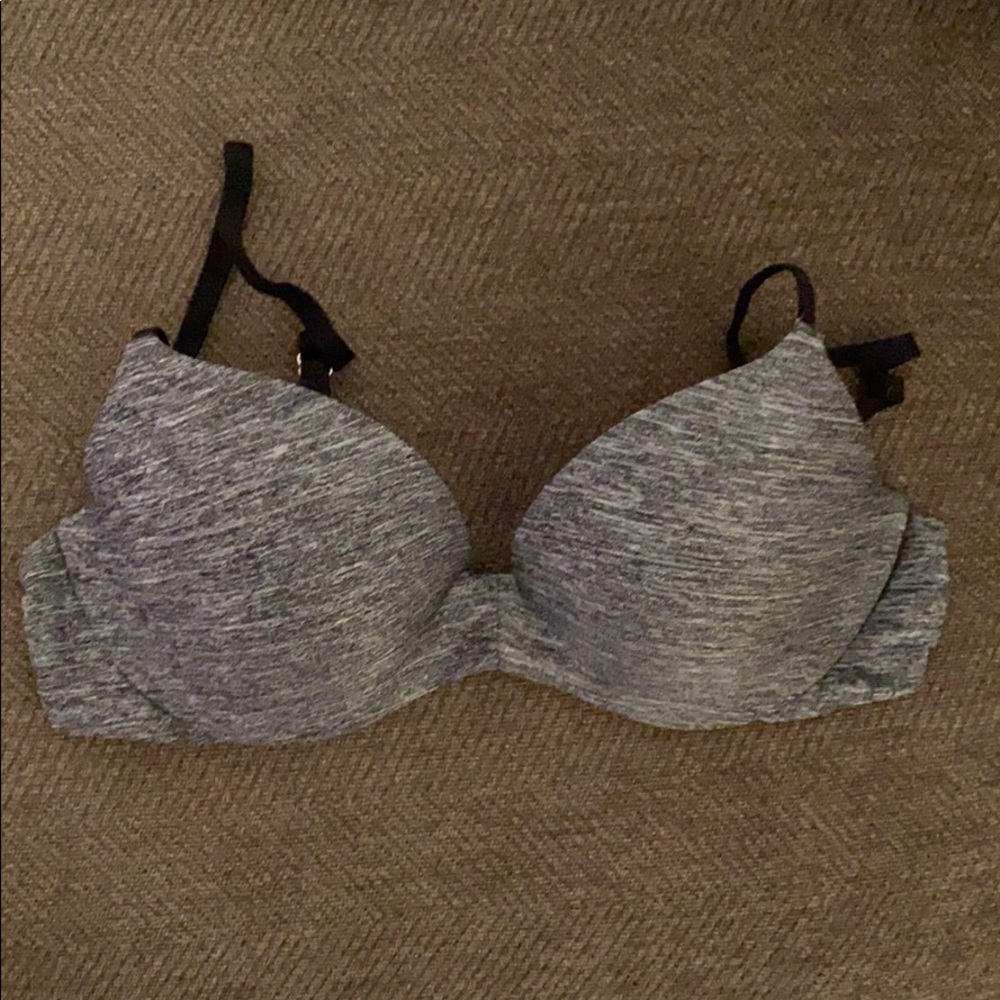 Pink vs bra! 36B push up!